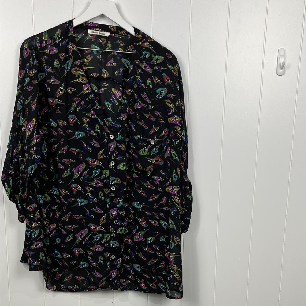 Black Rainn Womens Blouse L Multicolor Bird Print Roll Tab Sleeves Sheer EUC